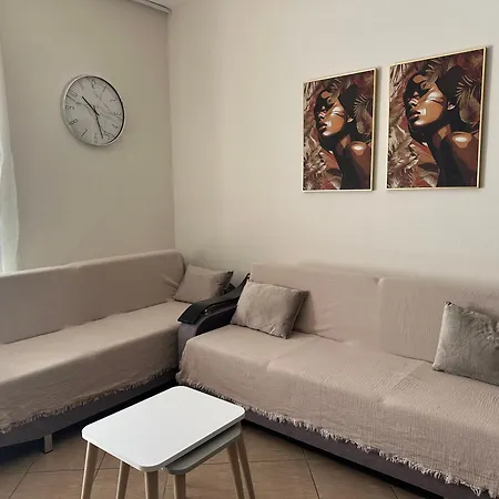 Irenes Apartment